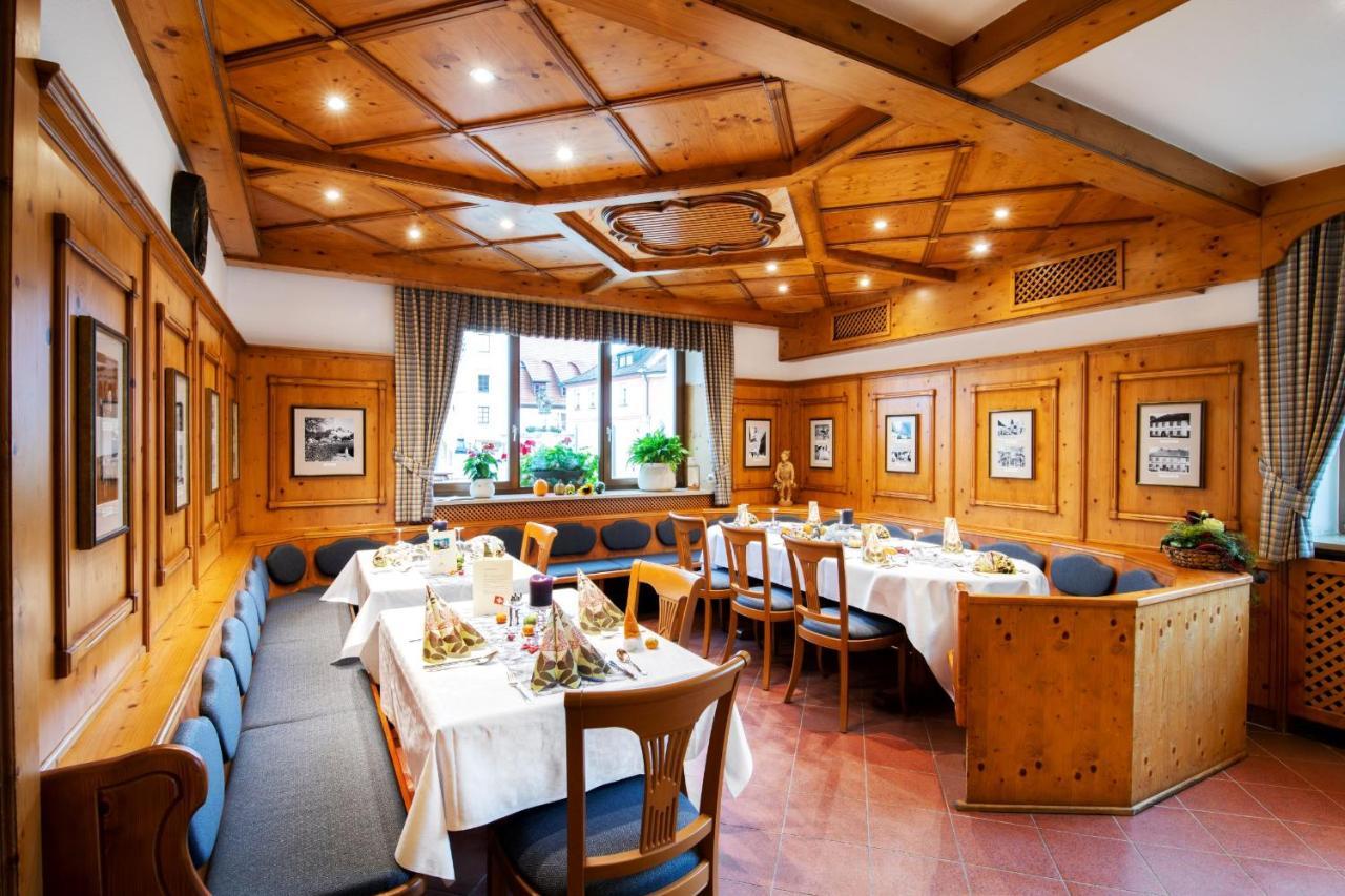 Hotelgasthof Bayerischer Hof Sulzbach-Rosenberg Bagian luar foto
