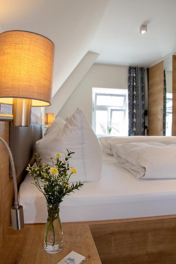 Hotelgasthof Bayerischer Hof Sulzbach-Rosenberg Bagian luar foto