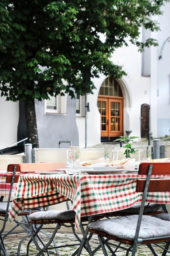 Hotelgasthof Bayerischer Hof Sulzbach-Rosenberg Bagian luar foto
